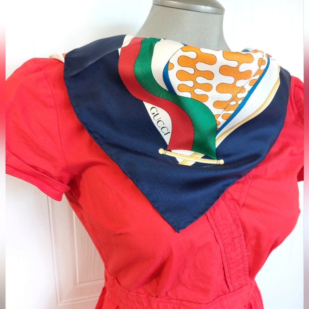 Gucci Authentic Vintage Multicolor Silk Scarf - 33x33